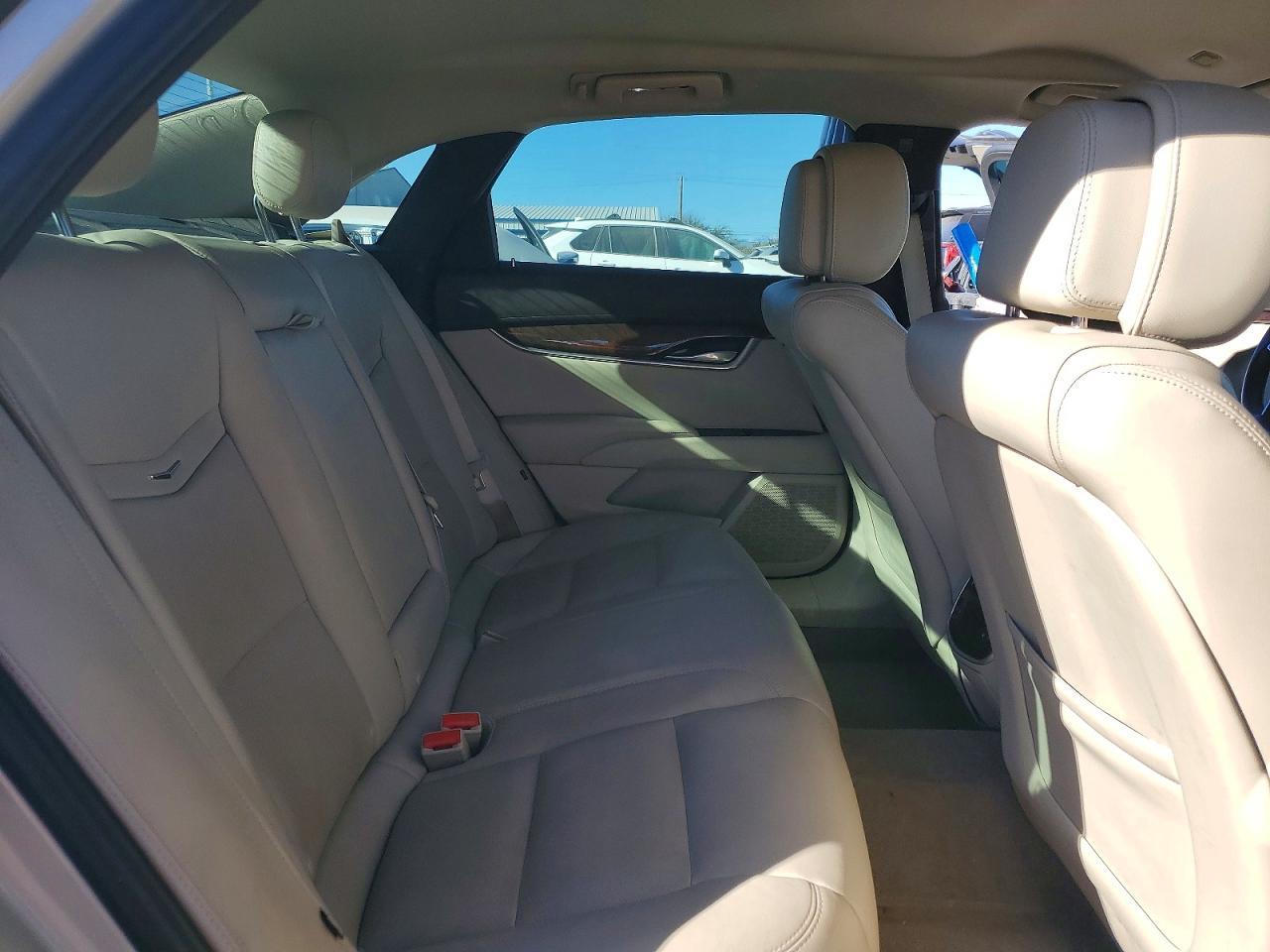 2013 CADILLAC XTS