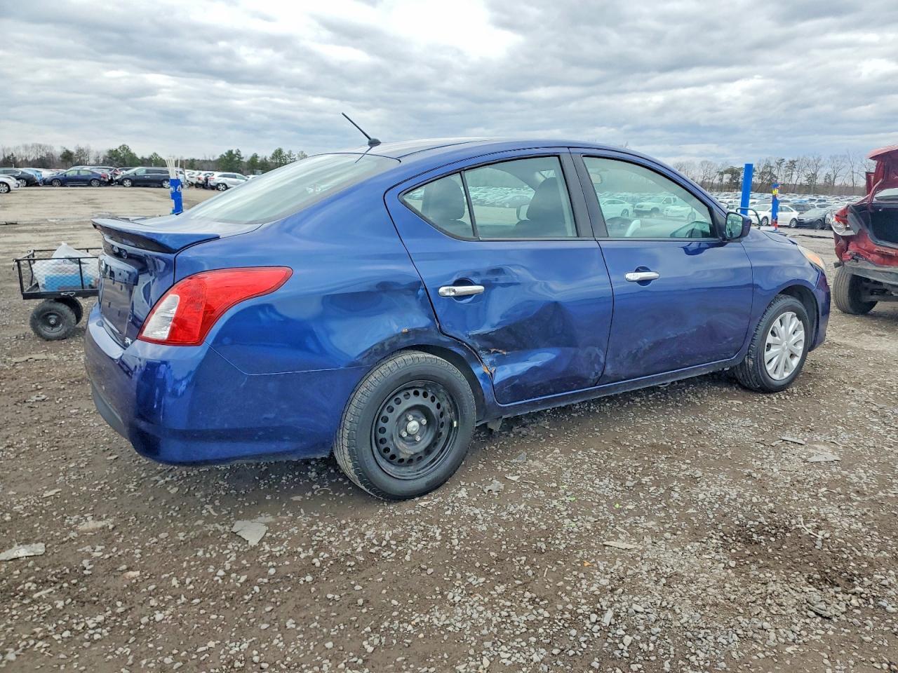 2019 NISSAN VERSA