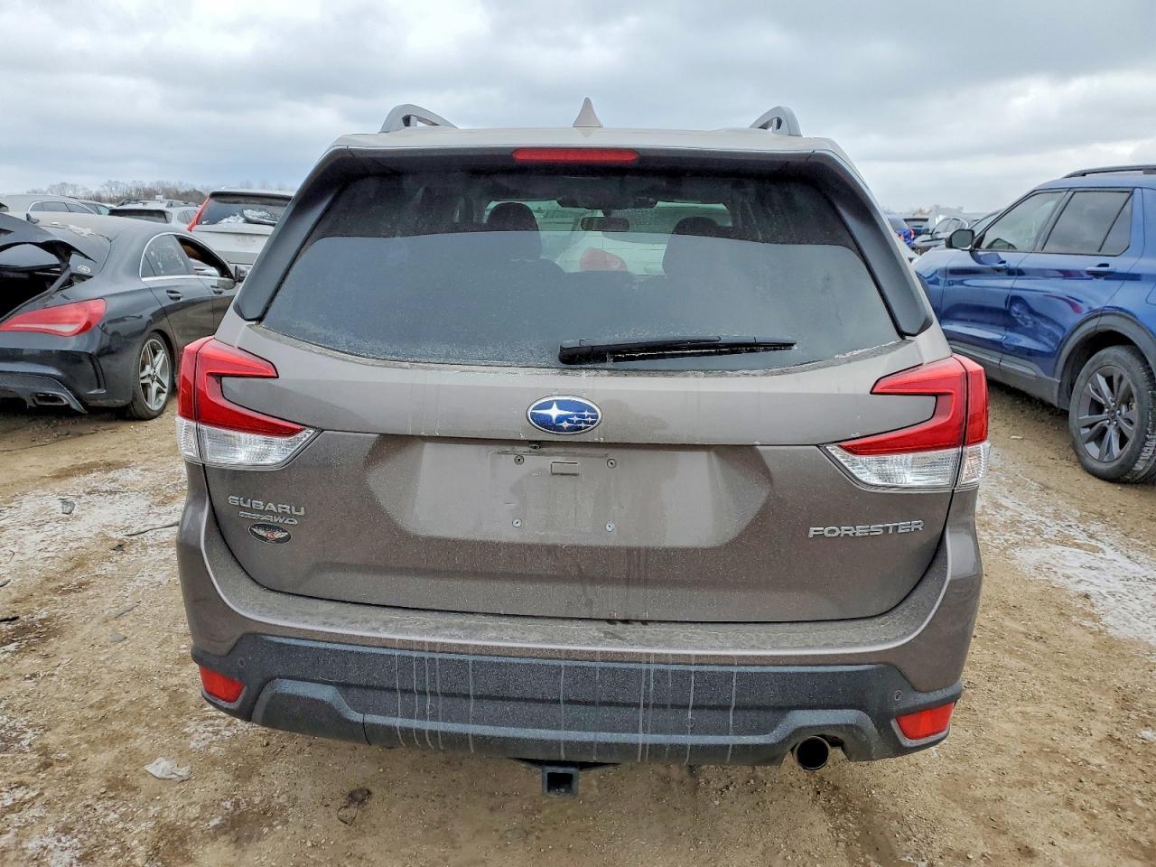 2022 SUBARU FORESTER