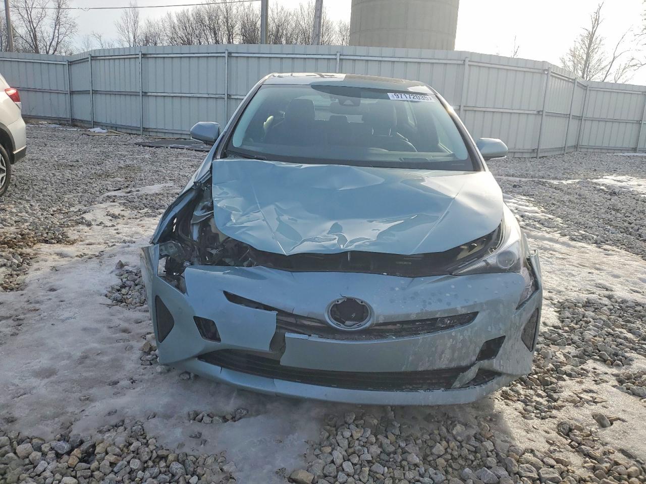 2017 TOYOTA PRIUS