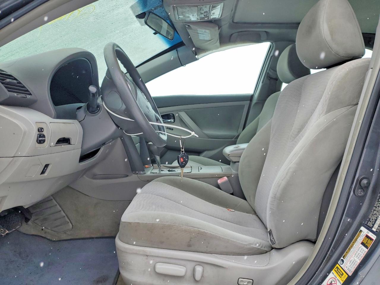 2010 TOYOTA CAMRY