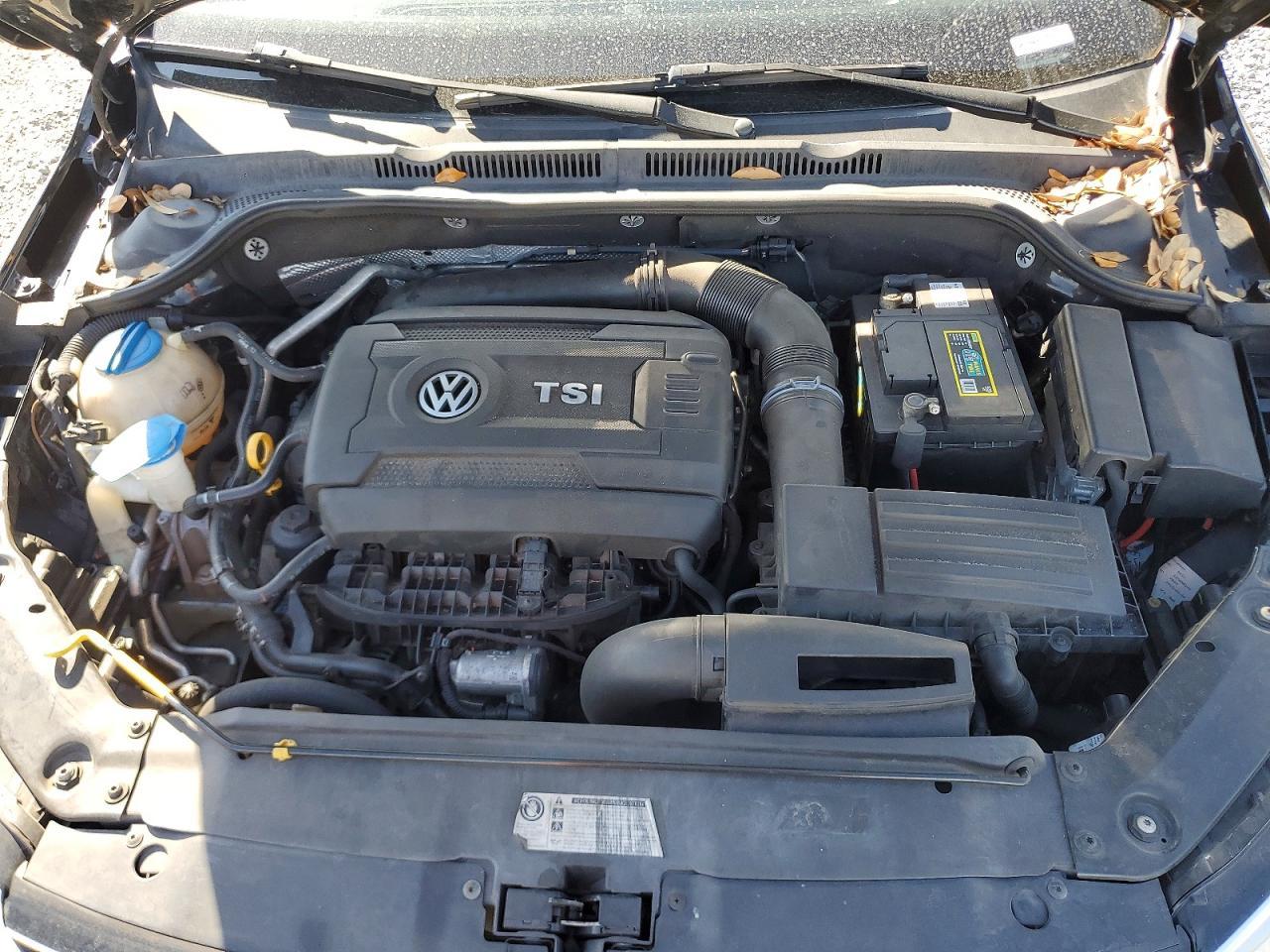 2015 VOLKSWAGEN JETTA