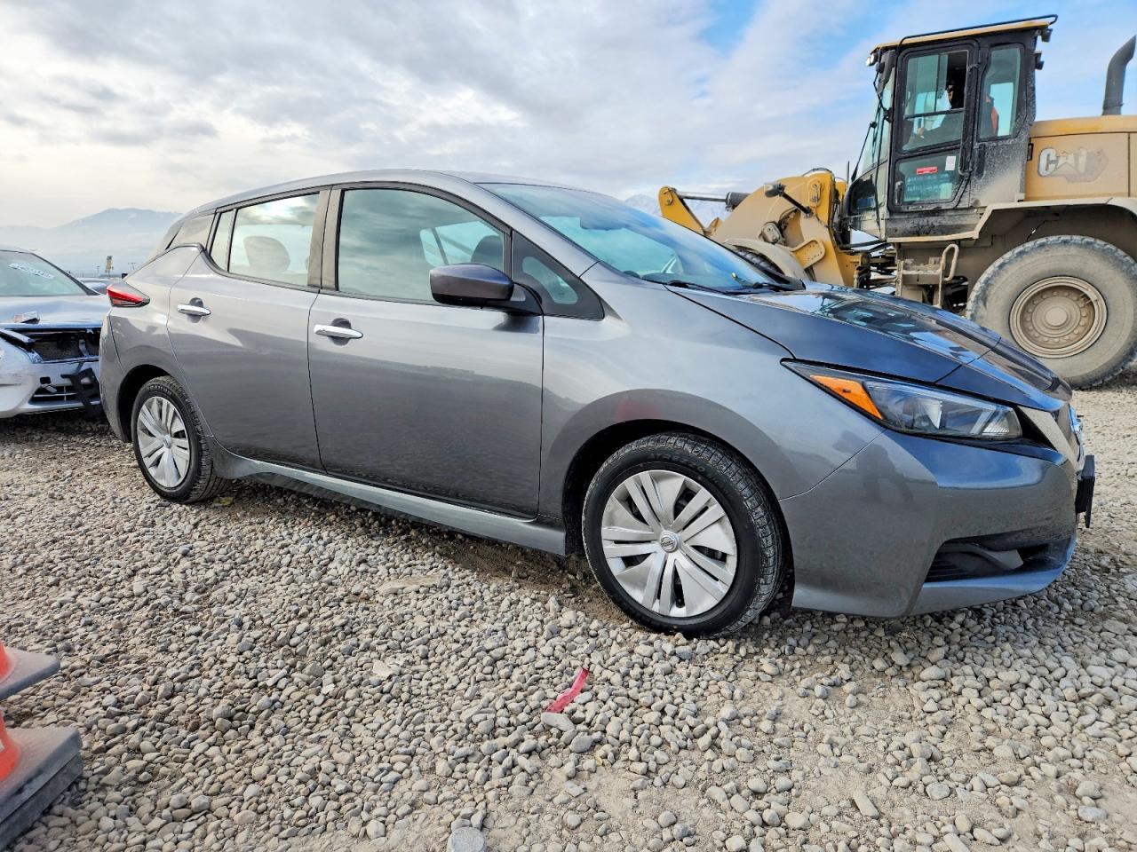 2020 NISSAN LEAF