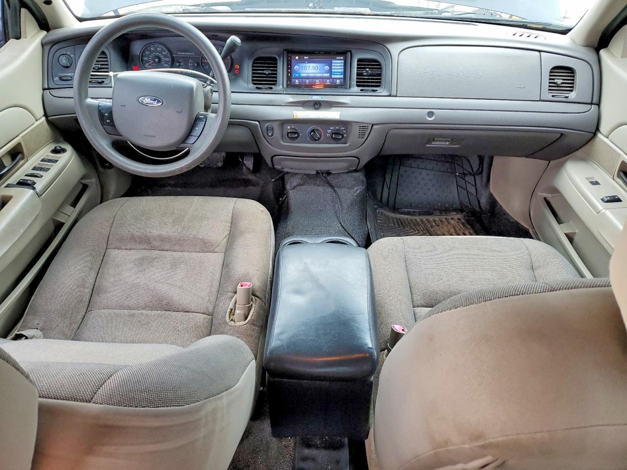 2009 FORD Crown Victoria
