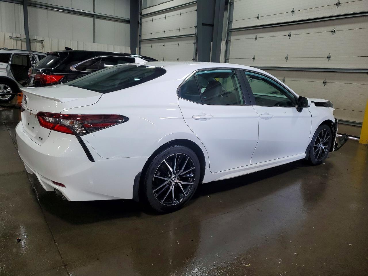 2022 TOYOTA CAMRY