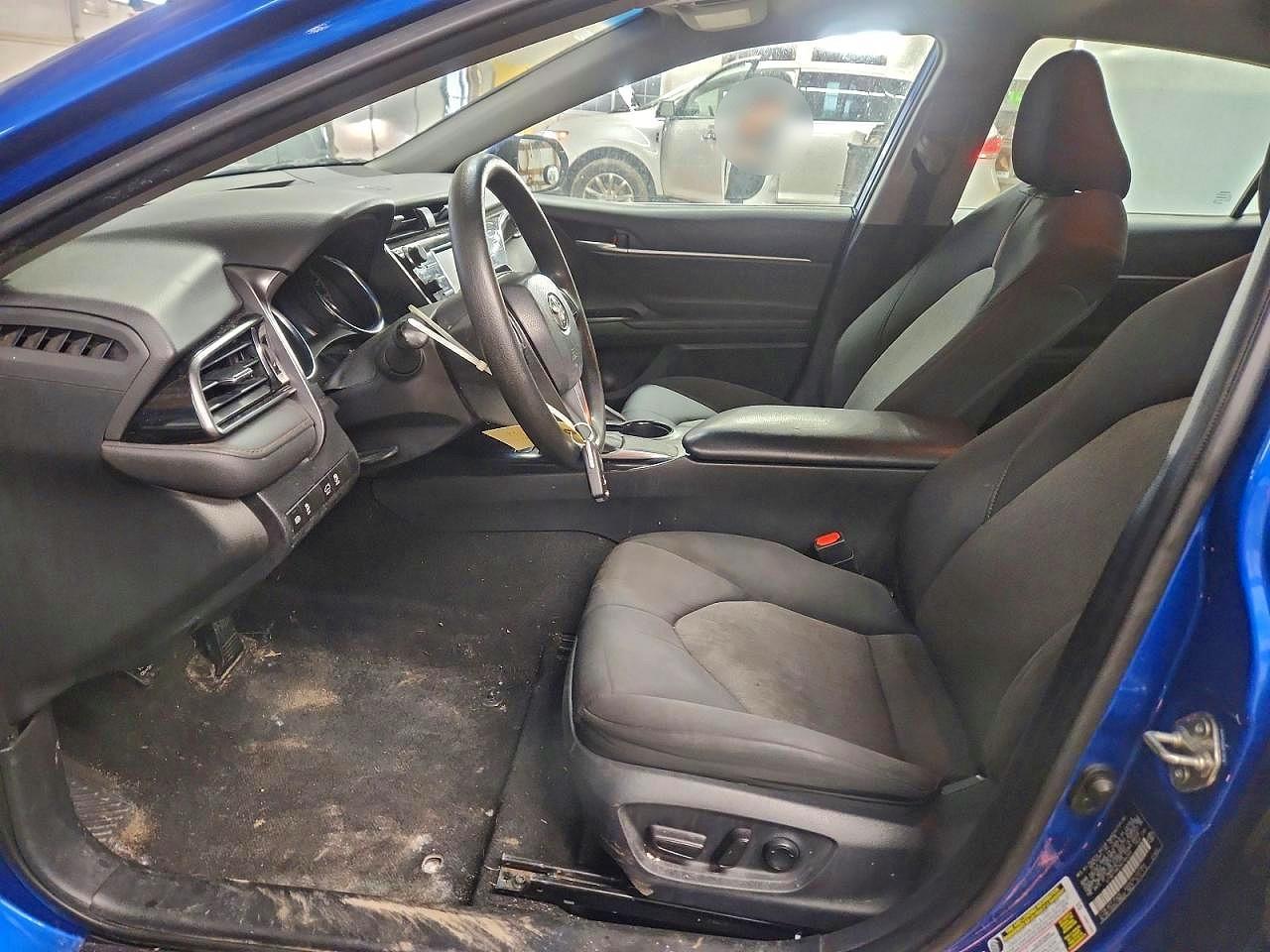 2019 TOYOTA CAMRY