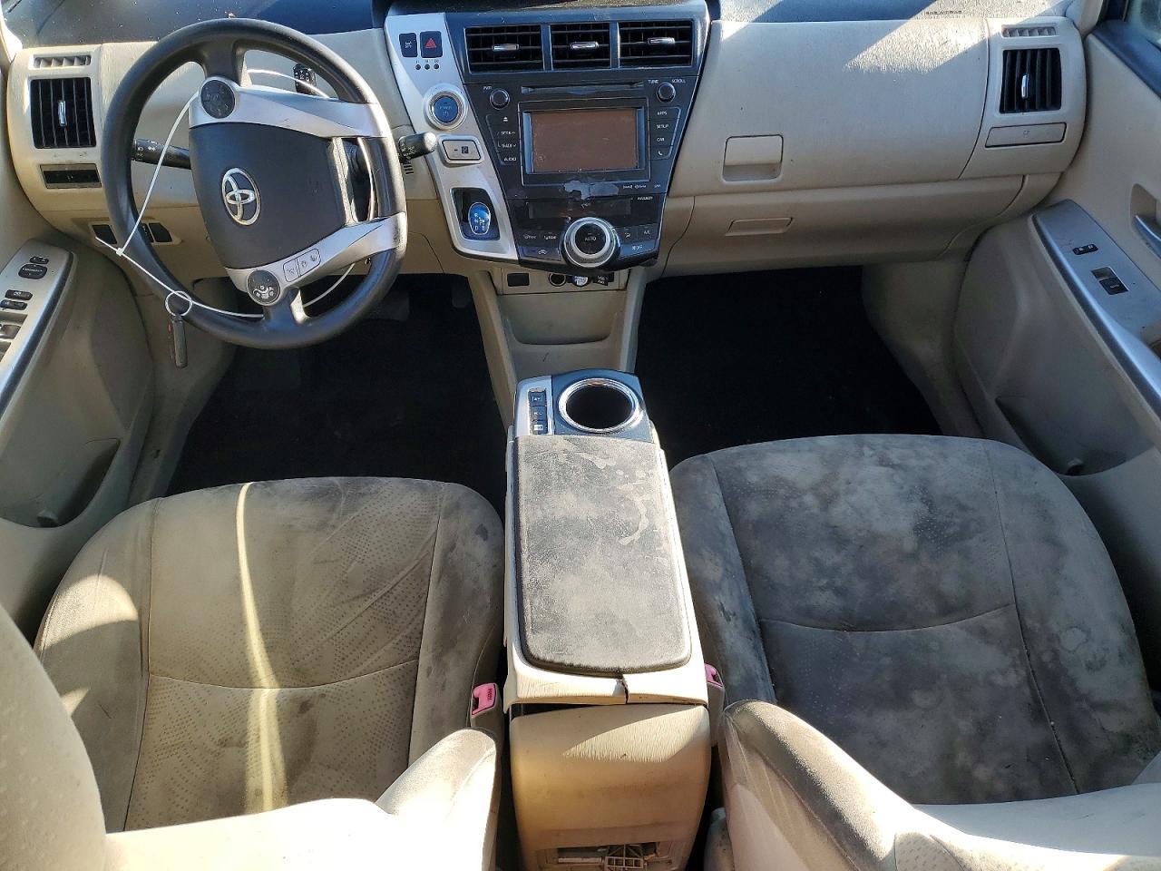 2012 TOYOTA PRIUS V
