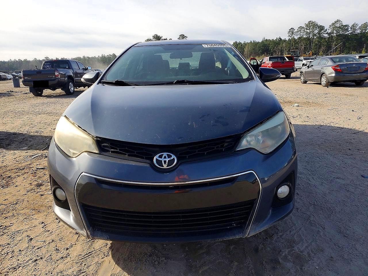 2016 TOYOTA COROLLA