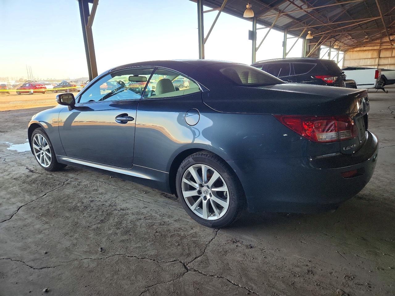 2010 LEXUS IS 250