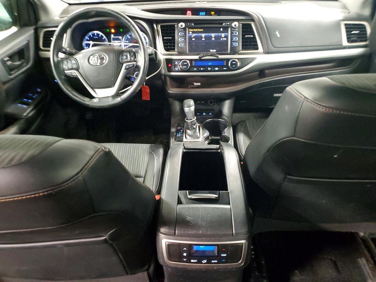 2019 TOYOTA HIGHLANDER