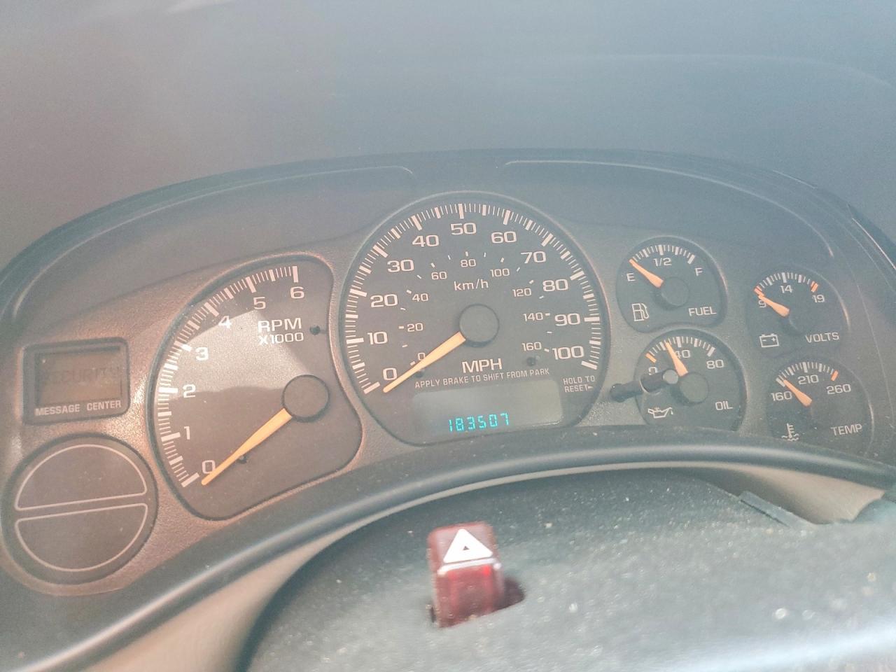 2002 CHEVROLET Tahoe