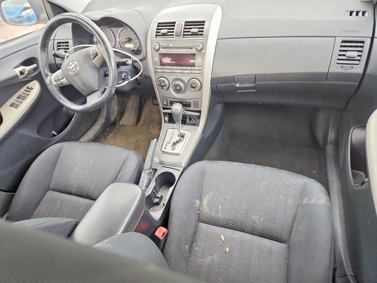 2011 TOYOTA COROLLA