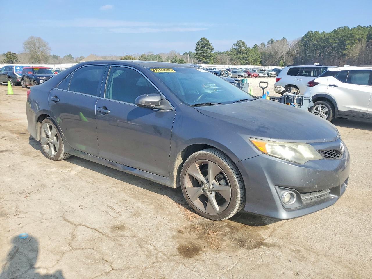 2012 TOYOTA CAMRY
