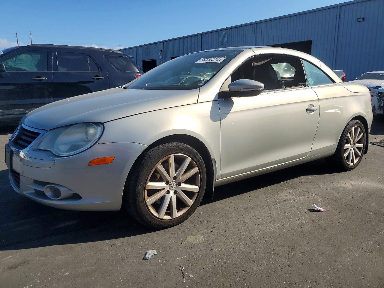 2009 VOLKSWAGEN EOS