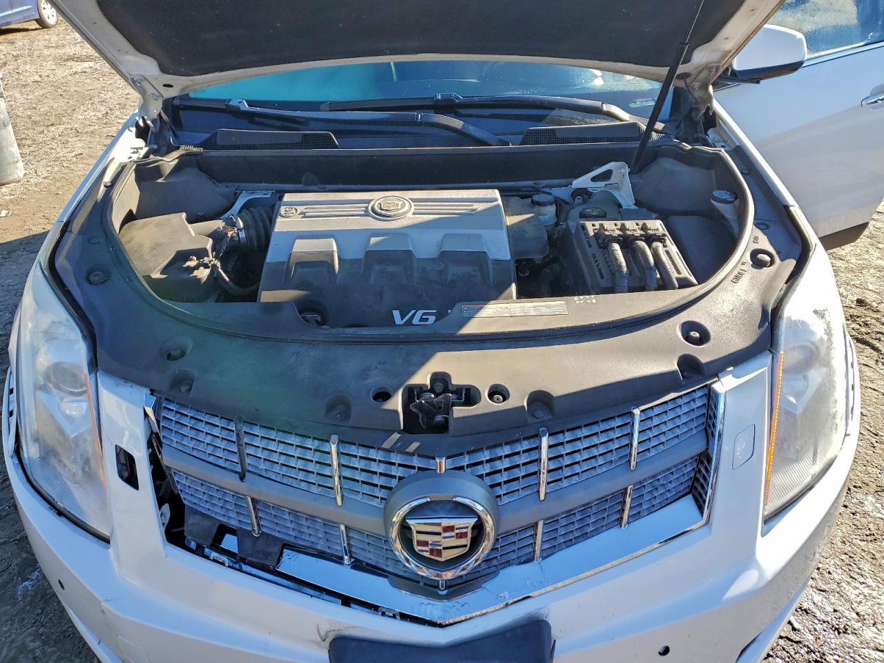 2010 CADILLAC SRX