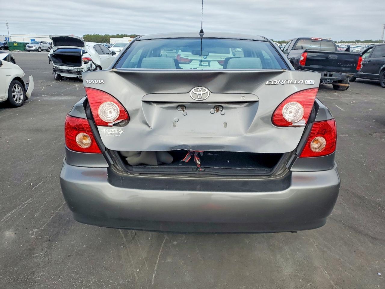 2005 TOYOTA COROLLA