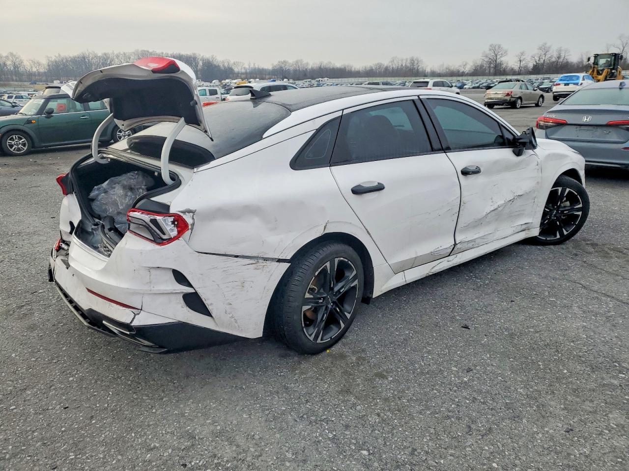 2022 KIA K5