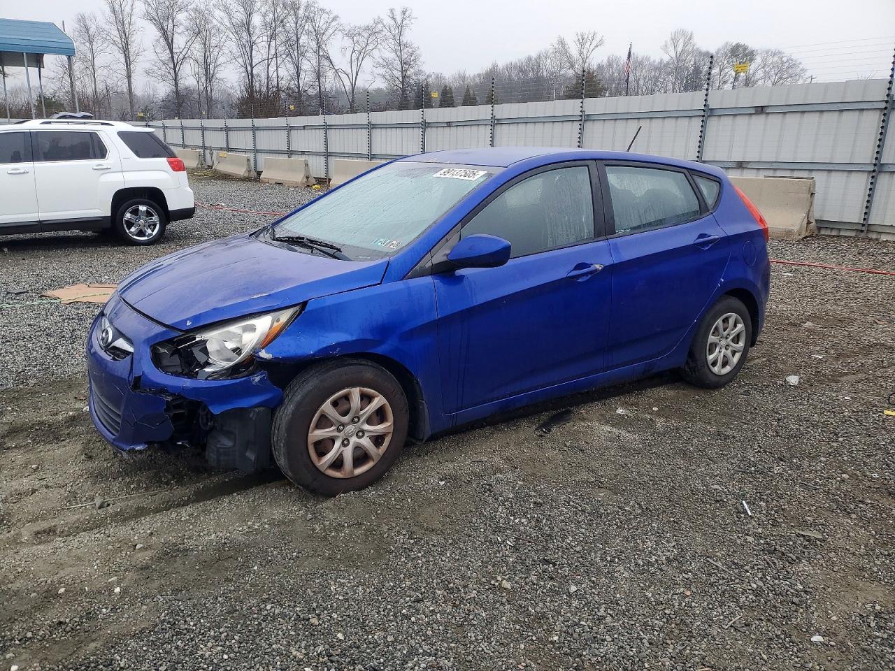 2013 HYUNDAI ACCENT