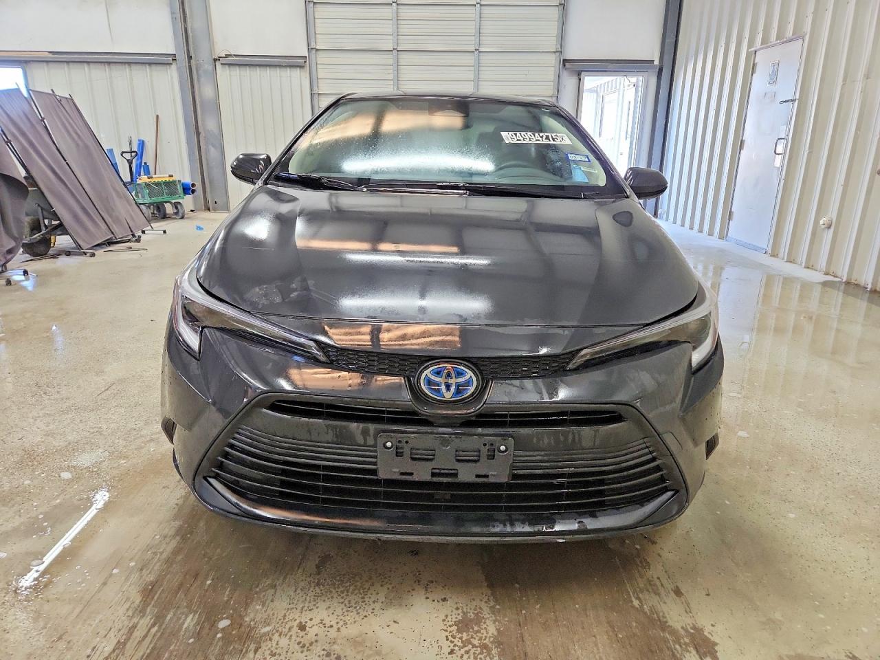 2025 TOYOTA COROLLA