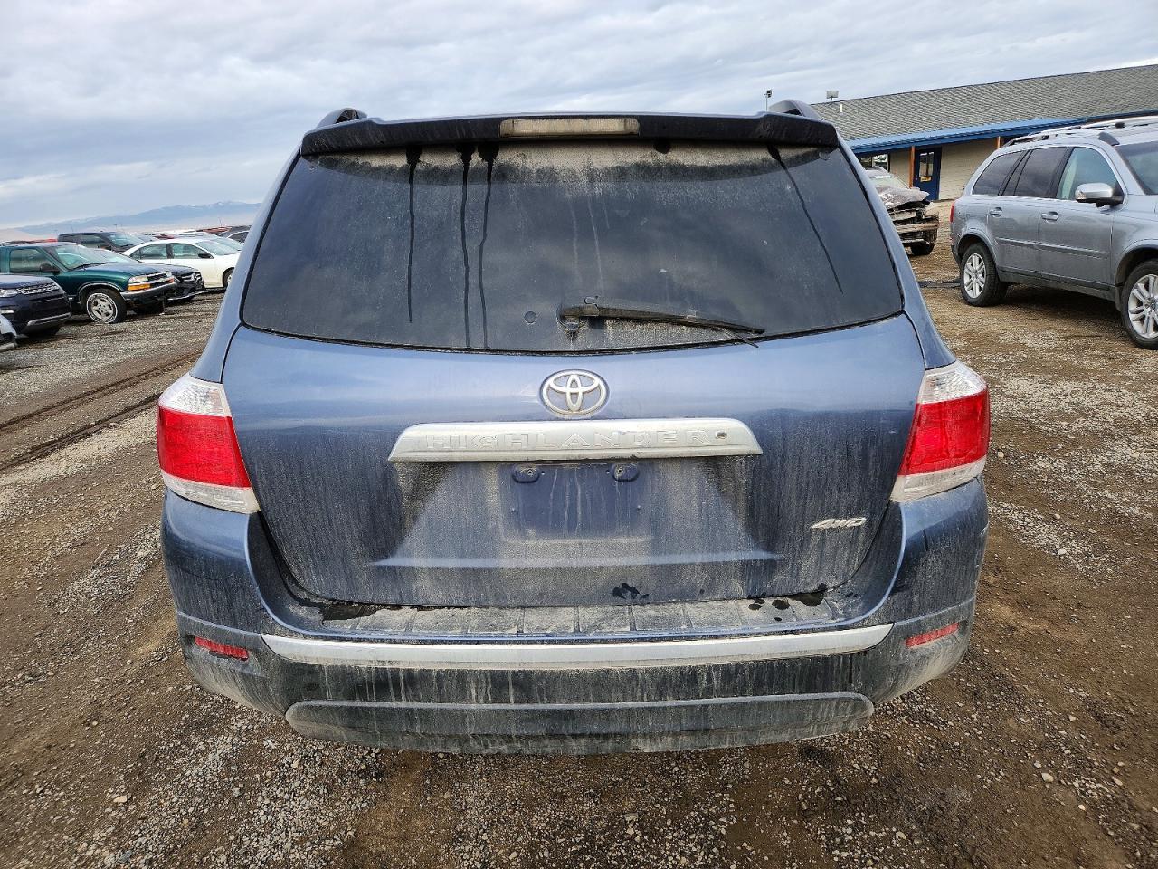 2013 TOYOTA HIGHLANDER