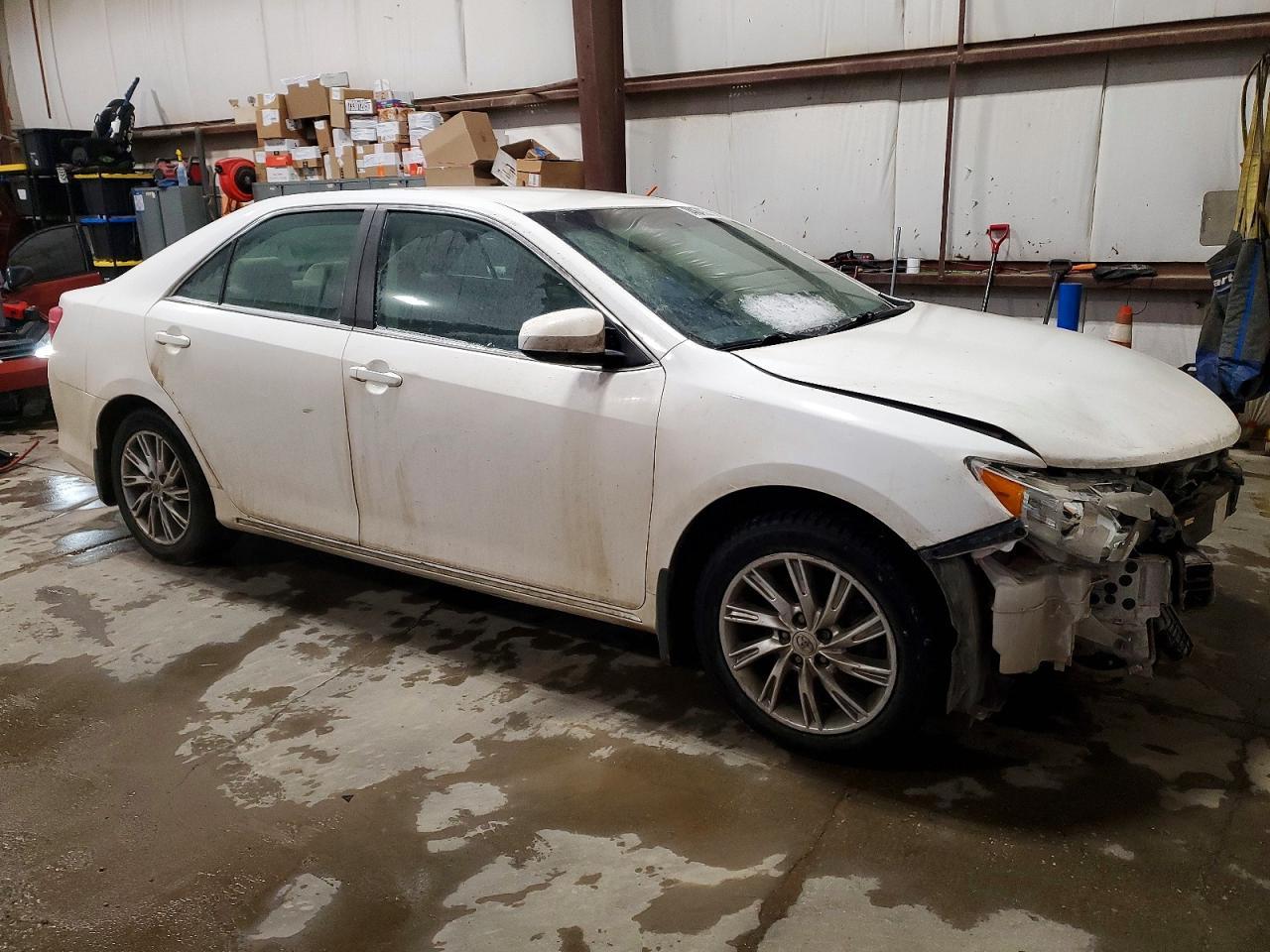 2014 TOYOTA CAMRY