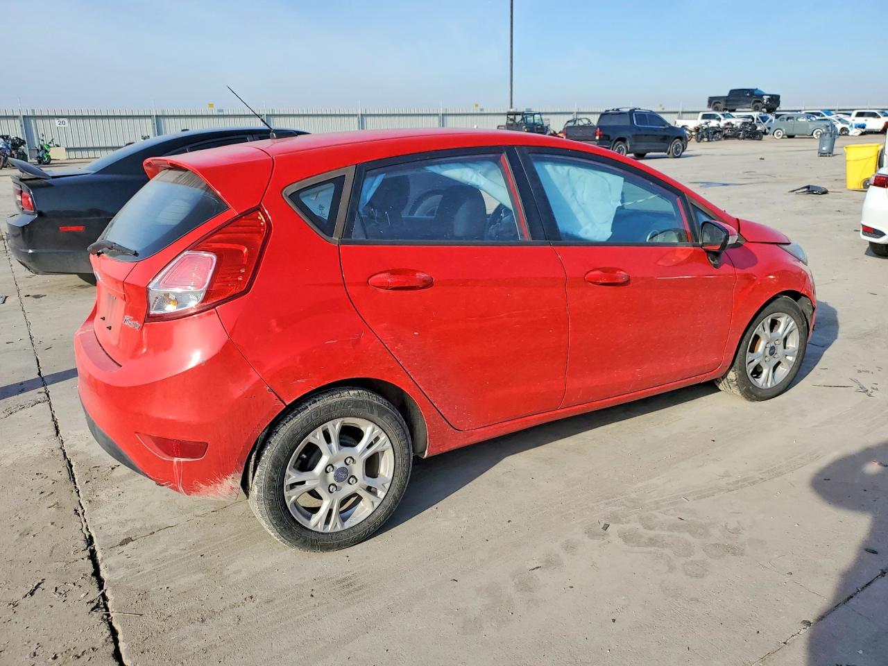 2015 FORD Fiesta