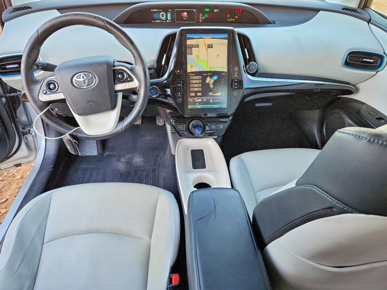 2018 TOYOTA PRIUS