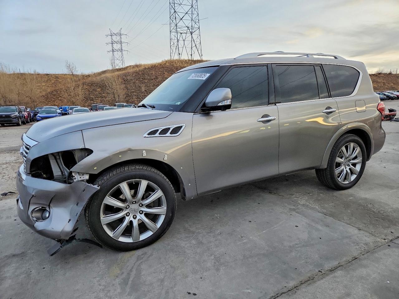 2012 INFINITI QX56