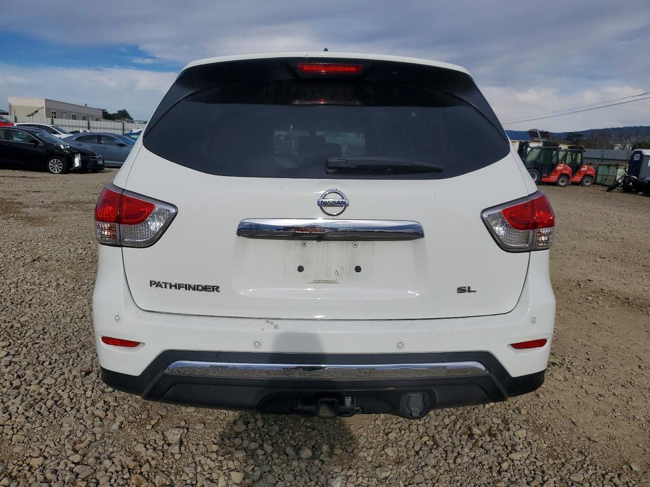2015 NISSAN PATHFINDER