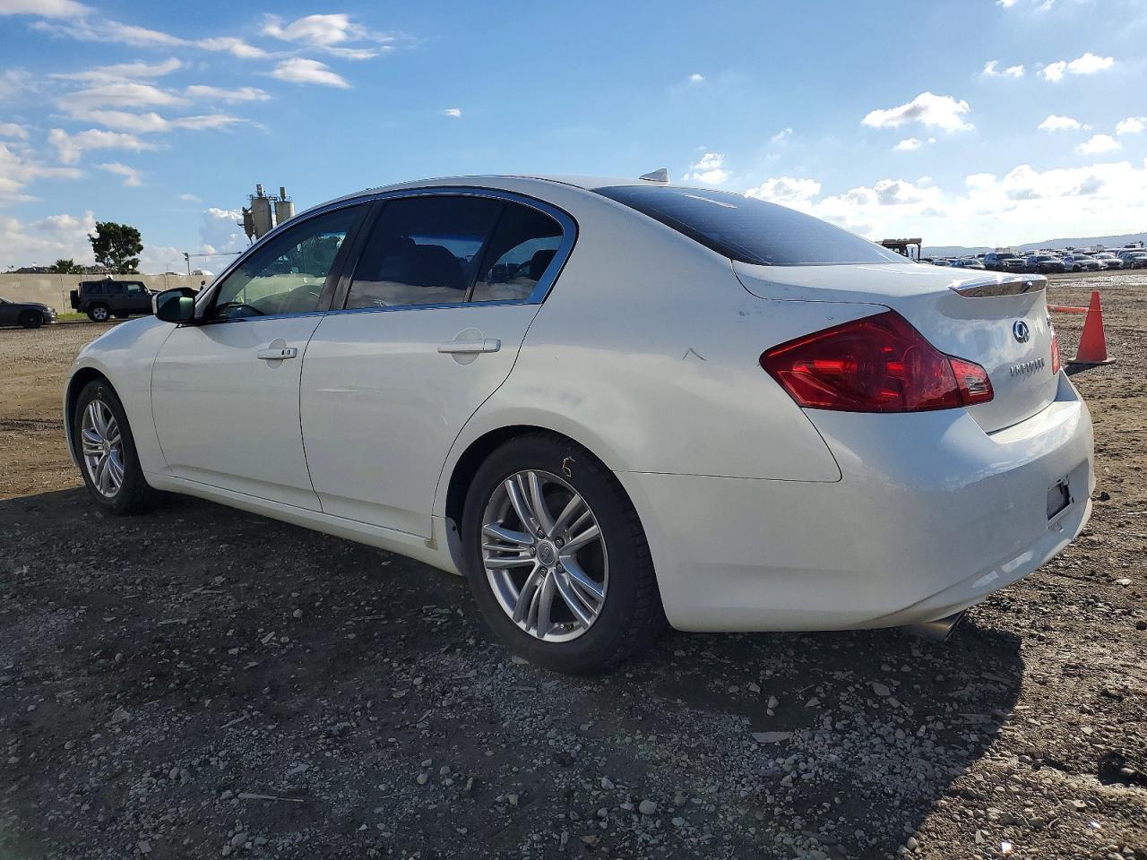 2012 INFINITI G25