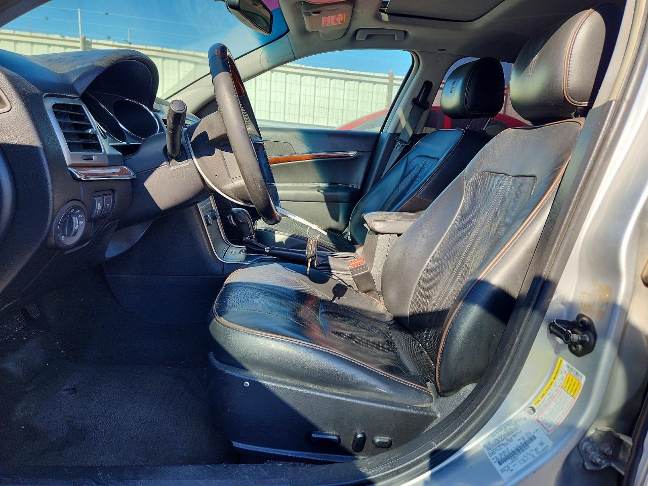 2012 LINCOLN MKZ