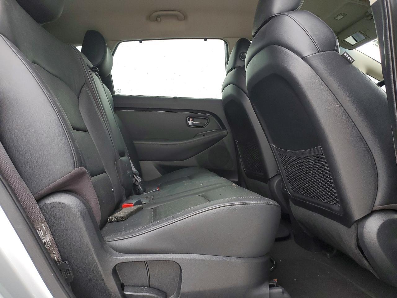 2014 KIA RONDO