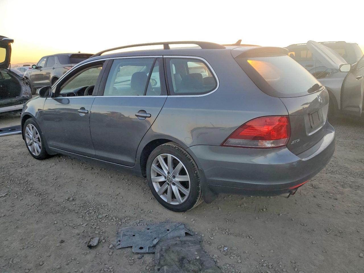 2014 VOLKSWAGEN JETTA