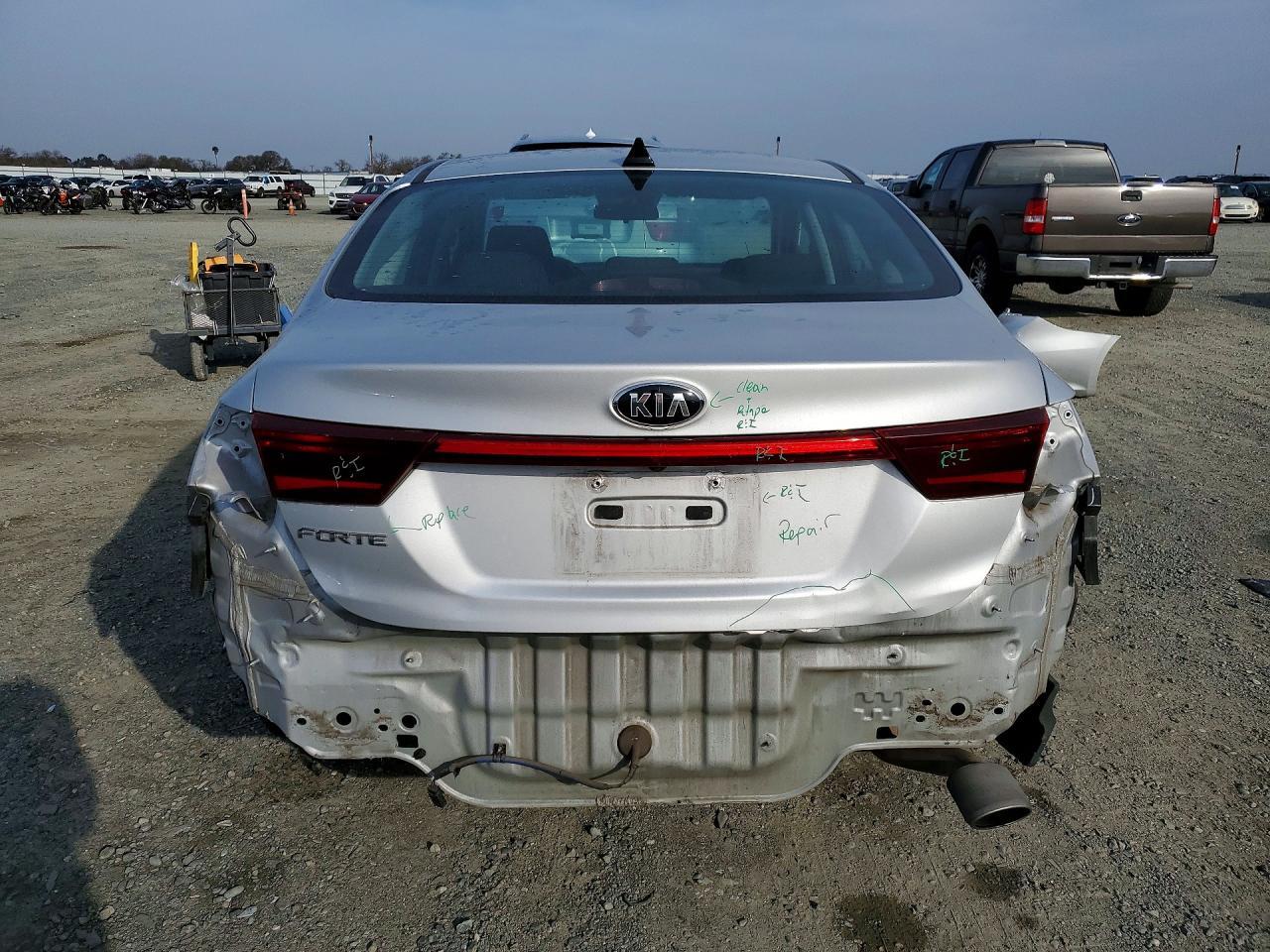 2019 KIA FORTE