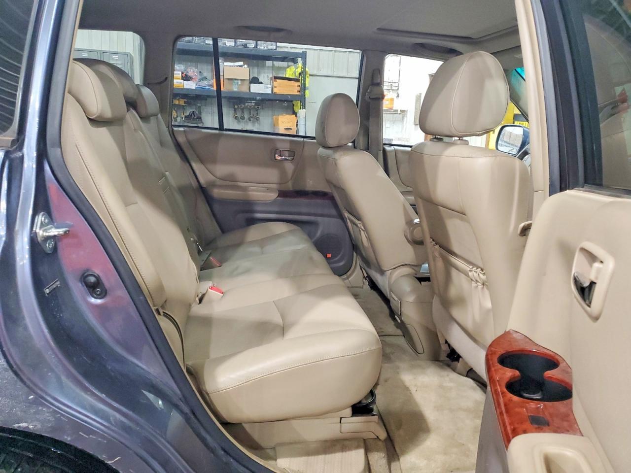 2007 TOYOTA HIGHLANDER
