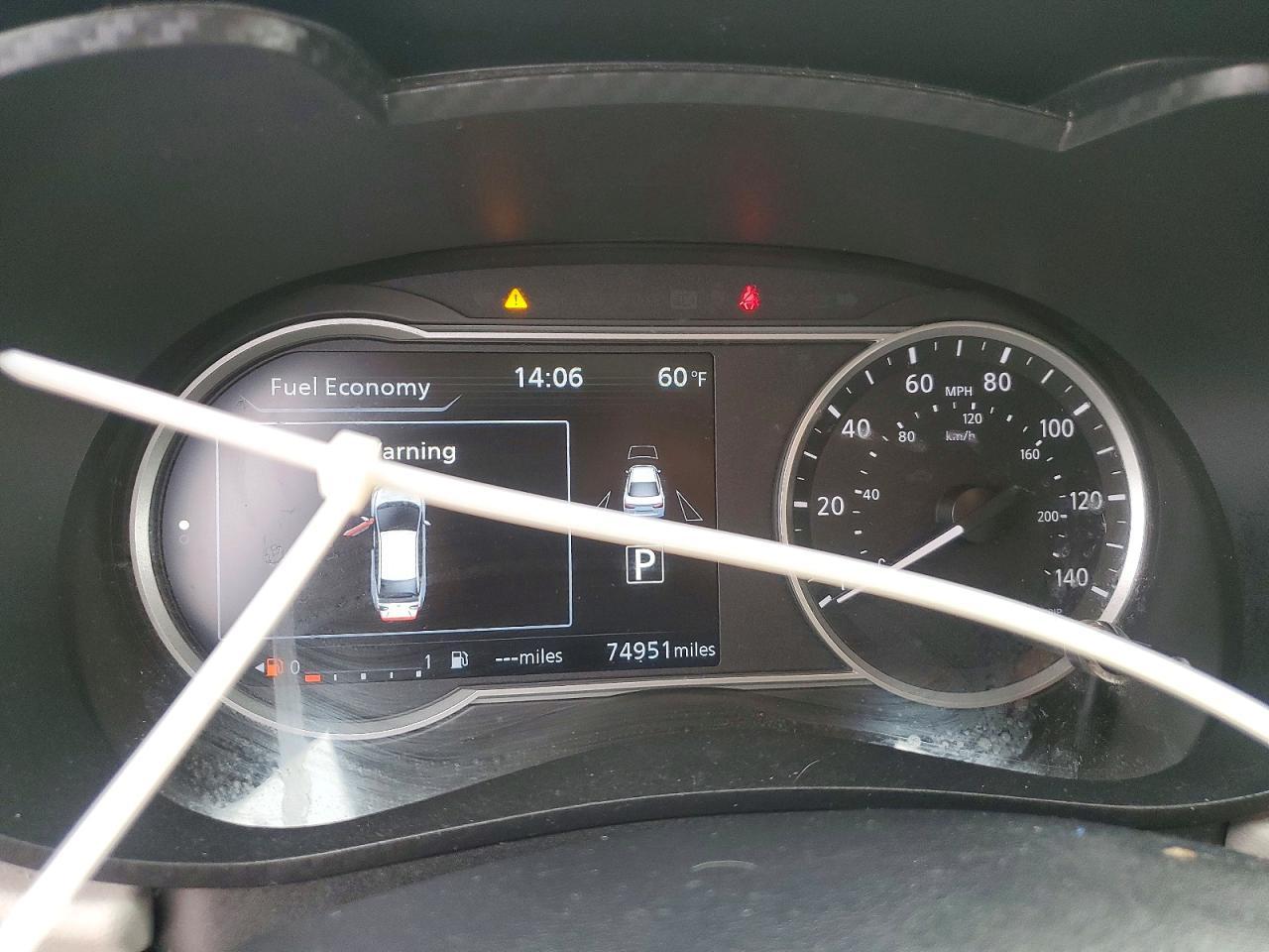 2021 NISSAN VERSA