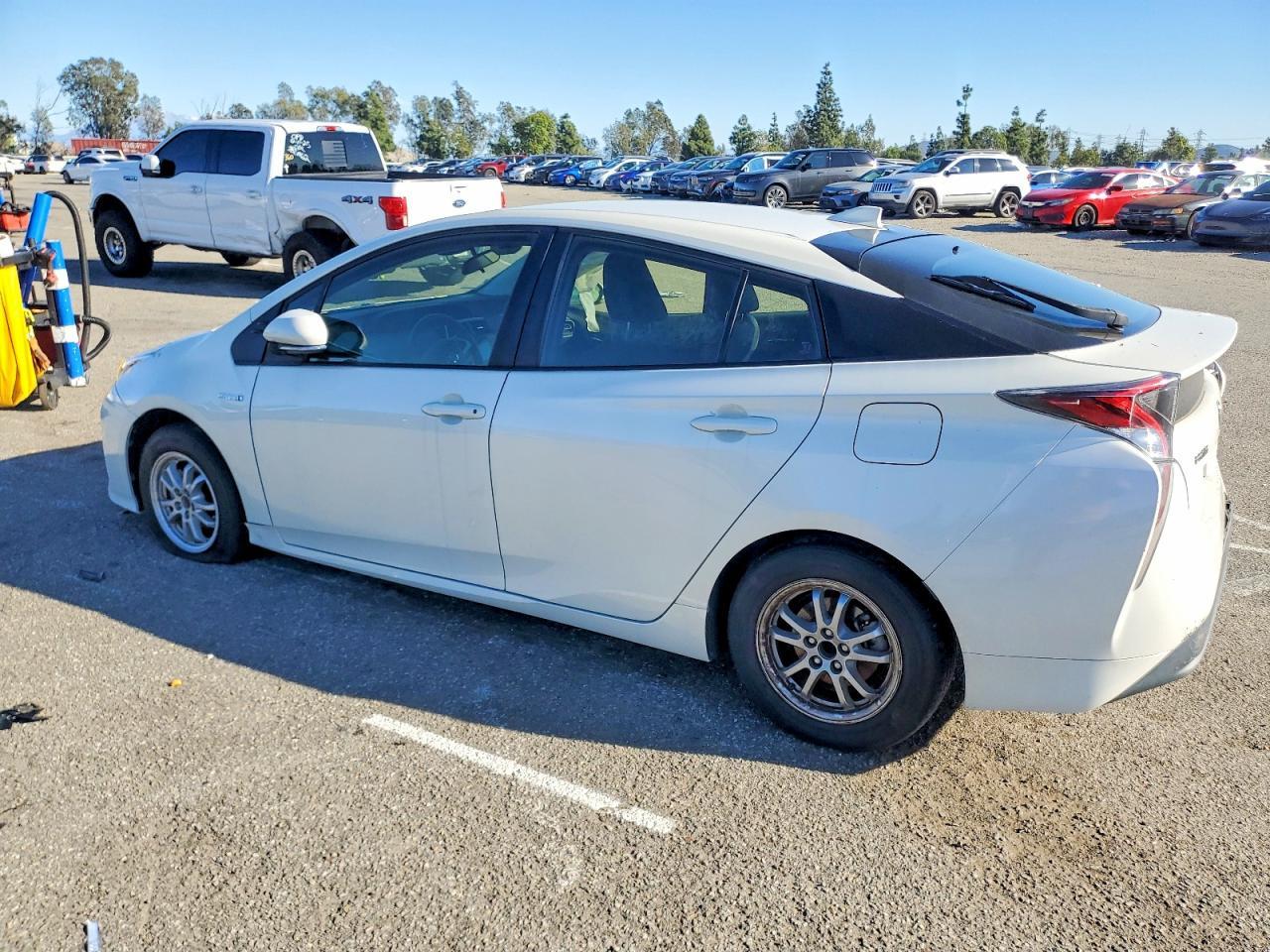 2017 TOYOTA PRIUS