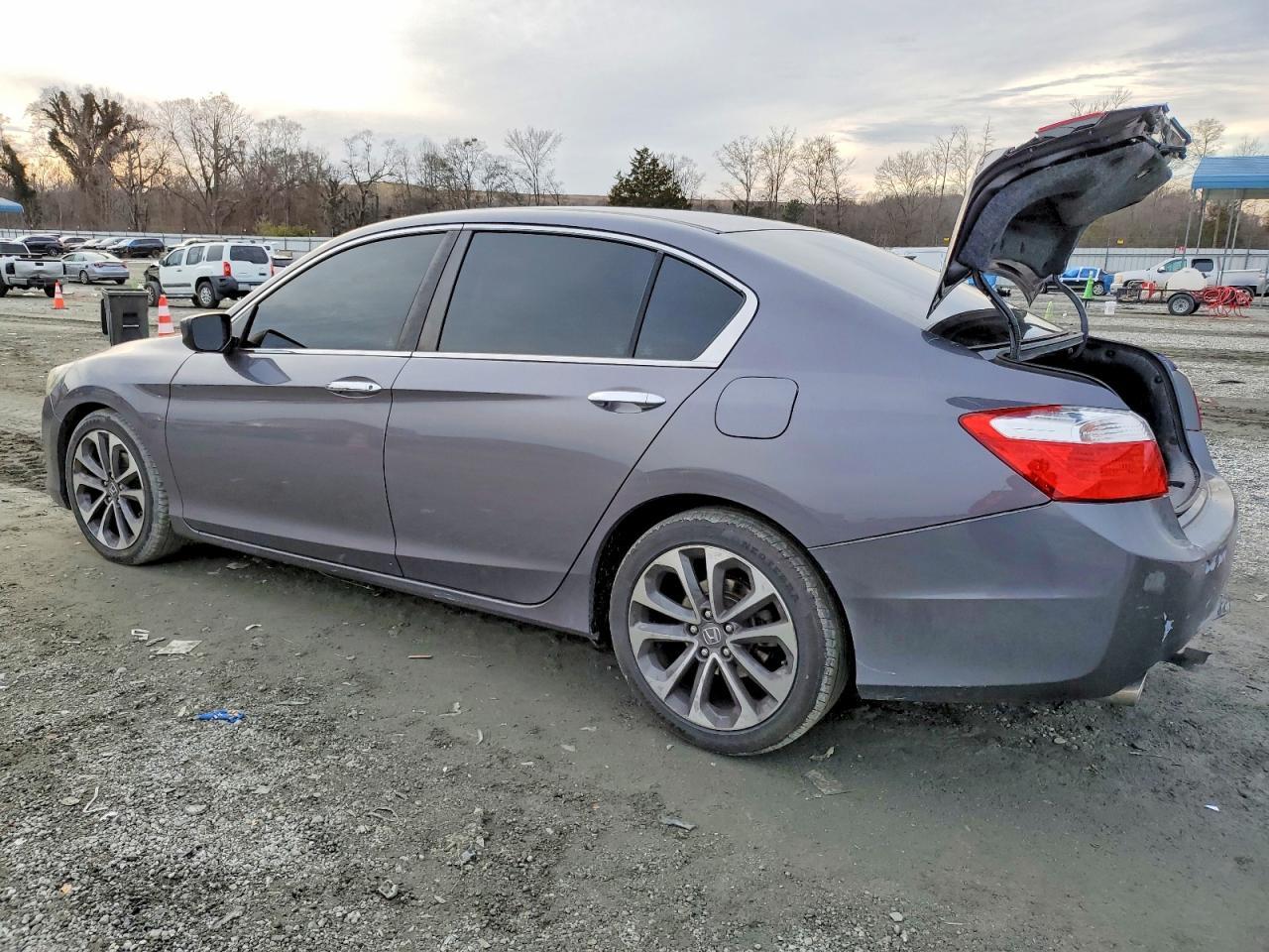 2015 HONDA ACCORD