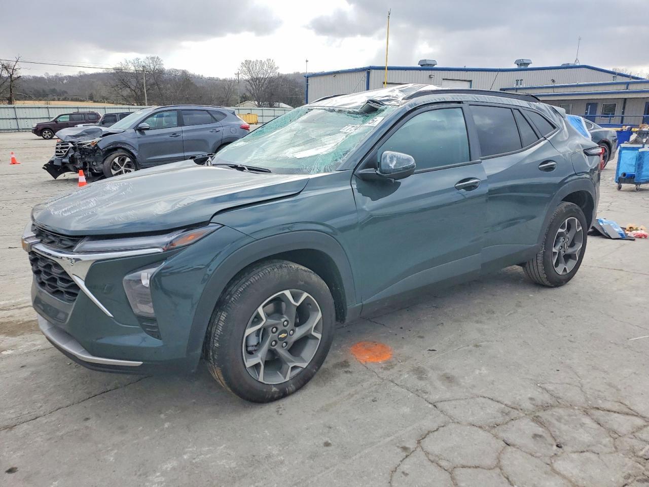 2025 CHEVROLET TRAX