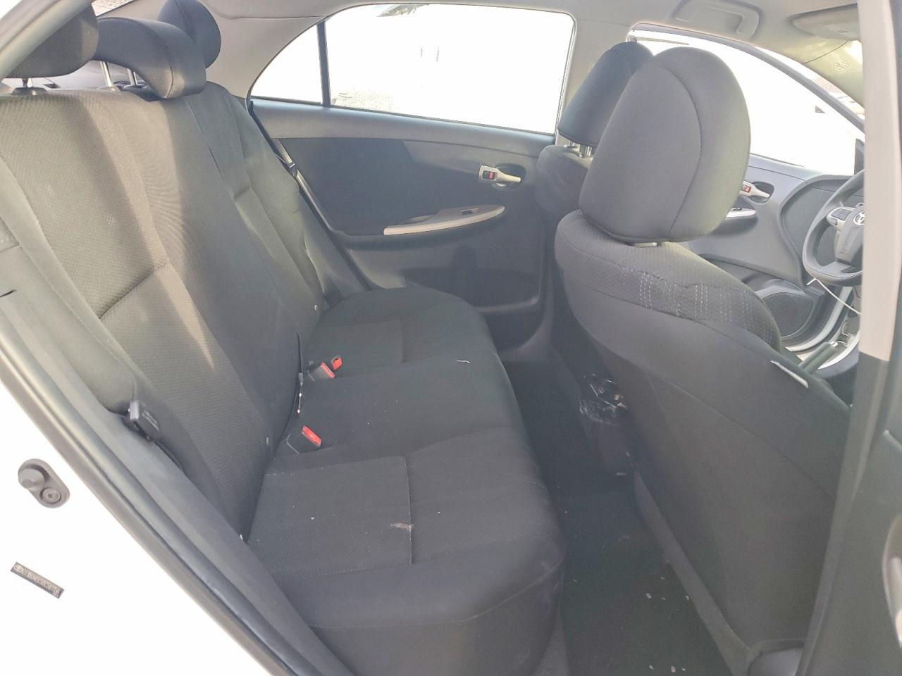 2011 TOYOTA COROLLA