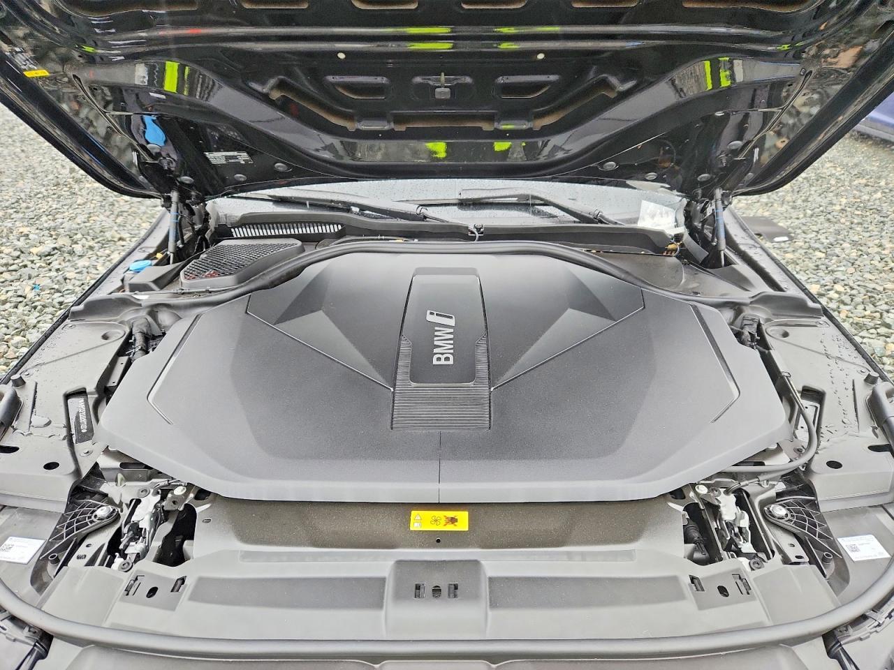 2024 BMW i5