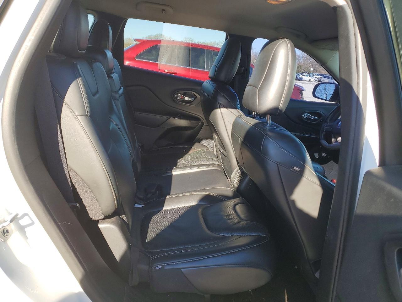 2016 JEEP CHEROKEE