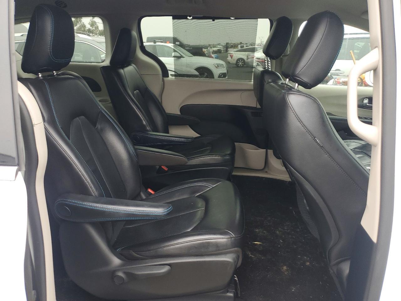 2021 CHRYSLER Pacifica