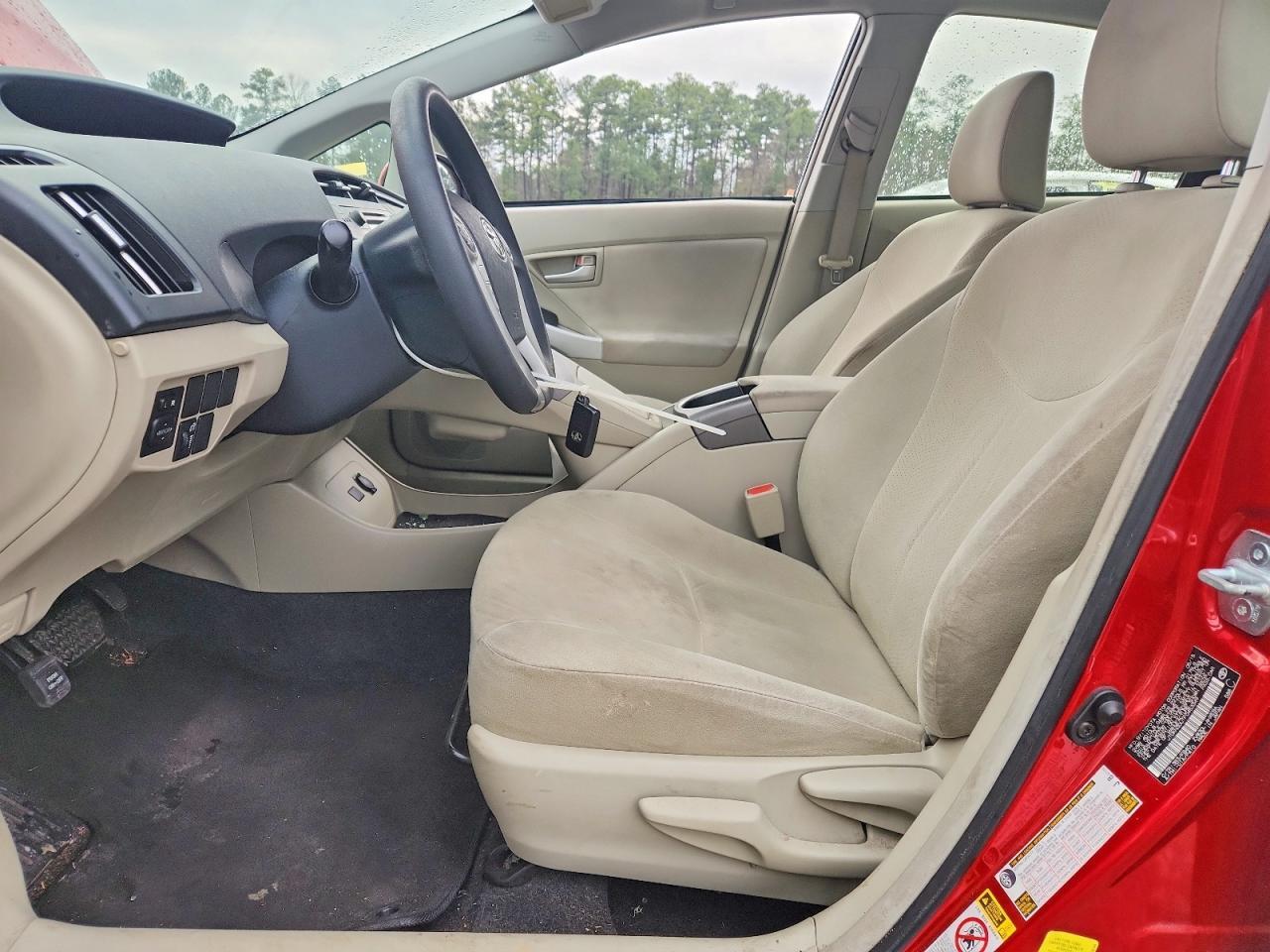 2015 TOYOTA PRIUS