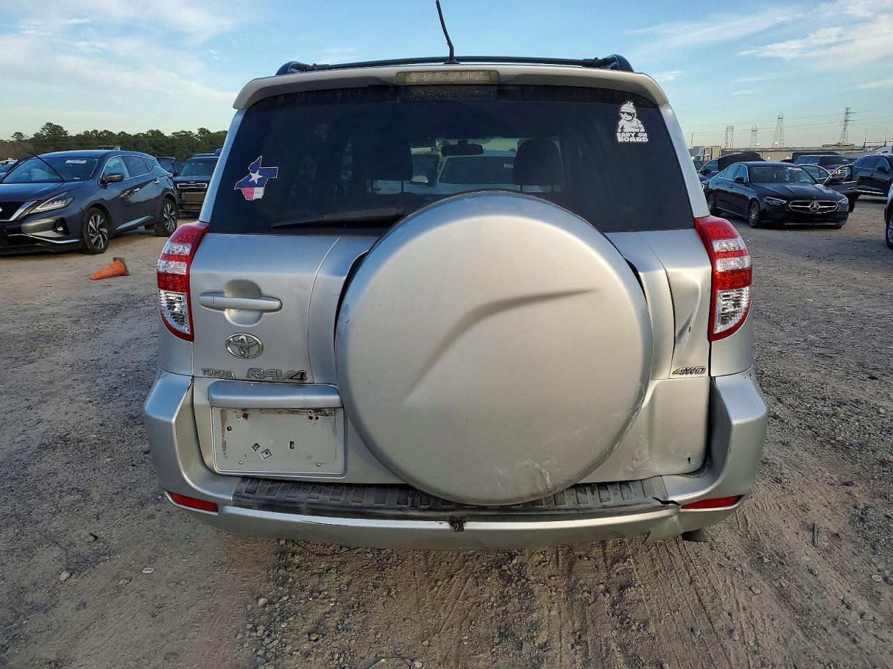 2010 TOYOTA RAV4
