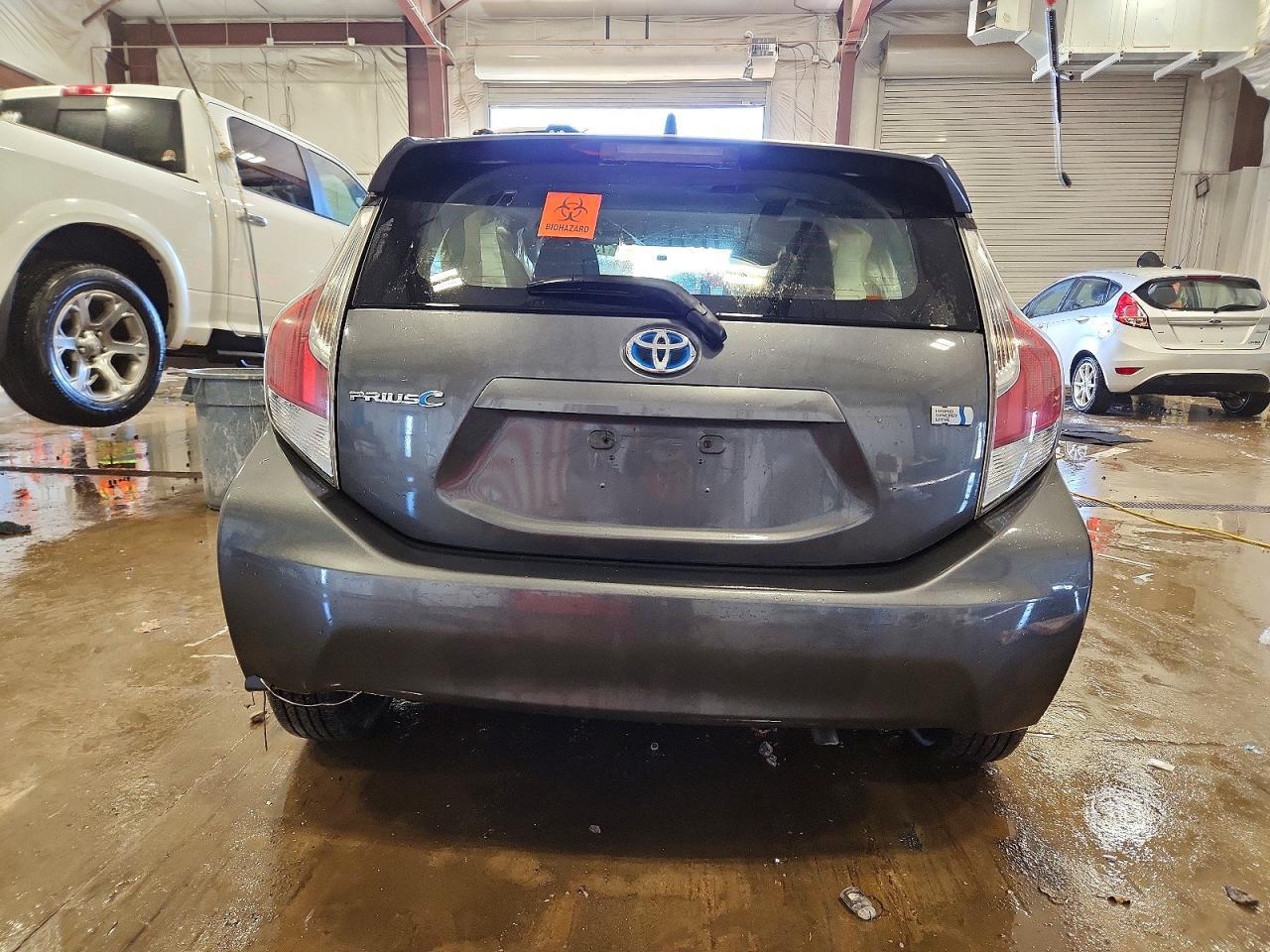 2015 TOYOTA Prius c