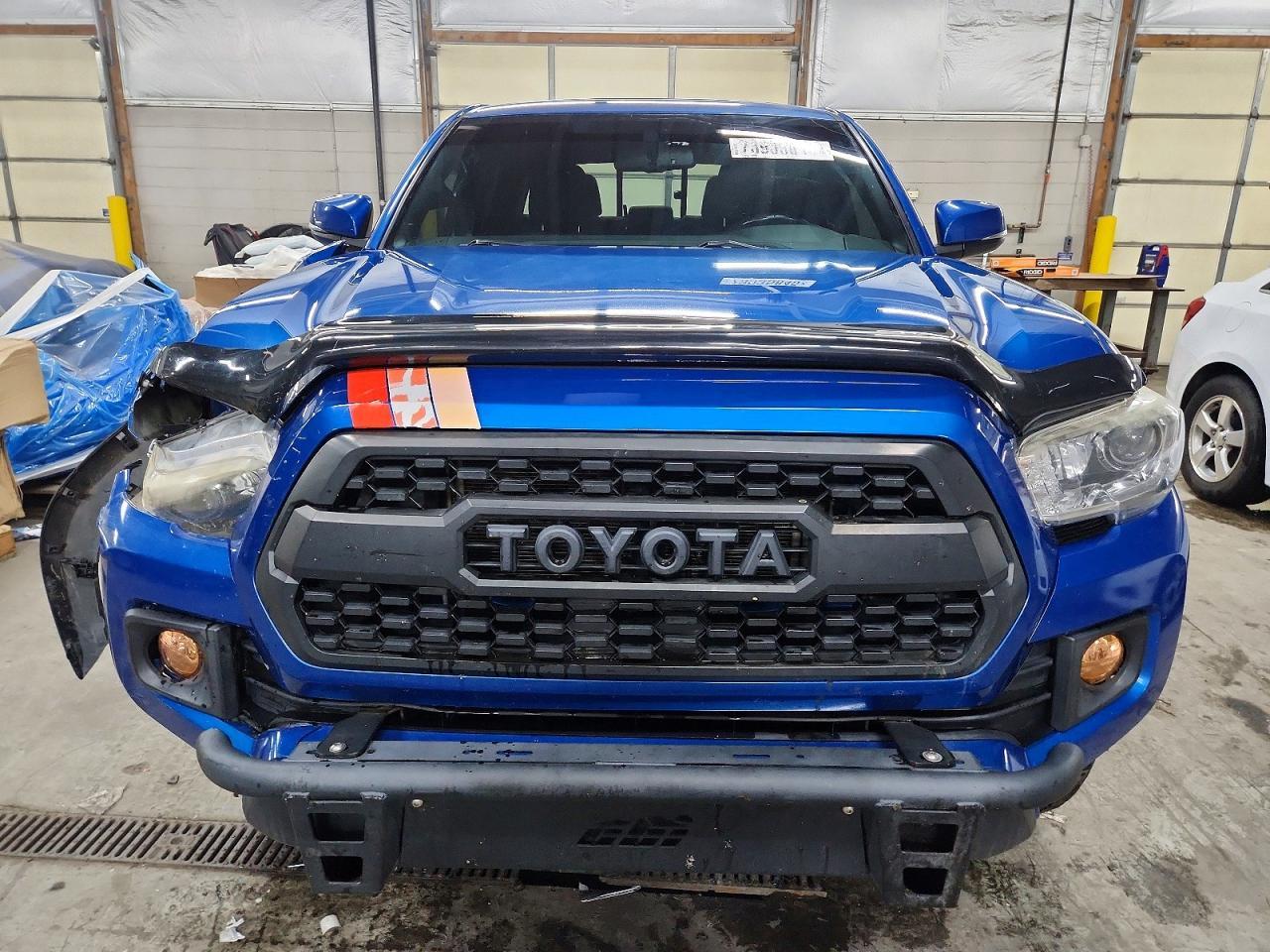 2016 TOYOTA TACOMA