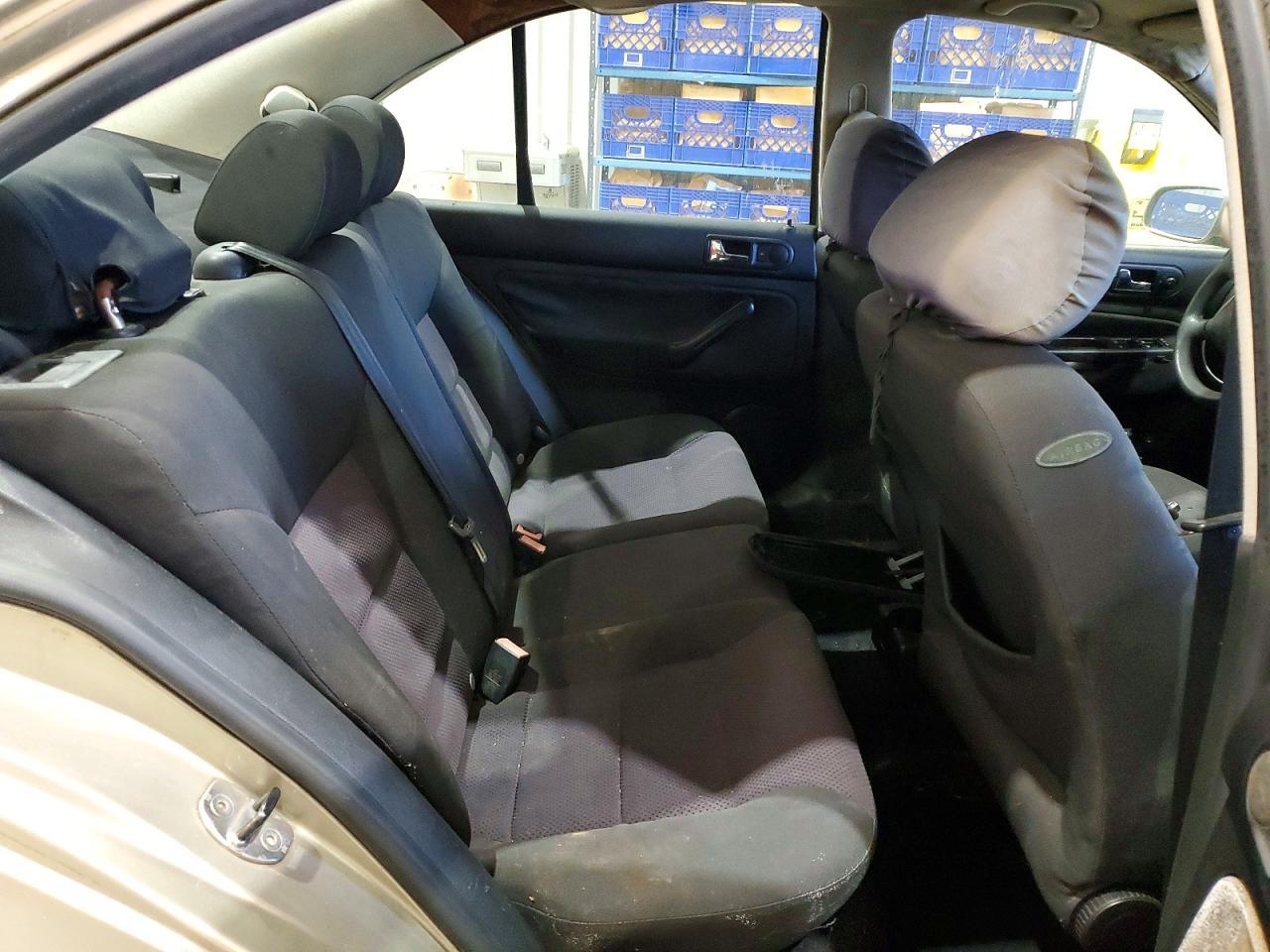 2004 VOLKSWAGEN JETTA