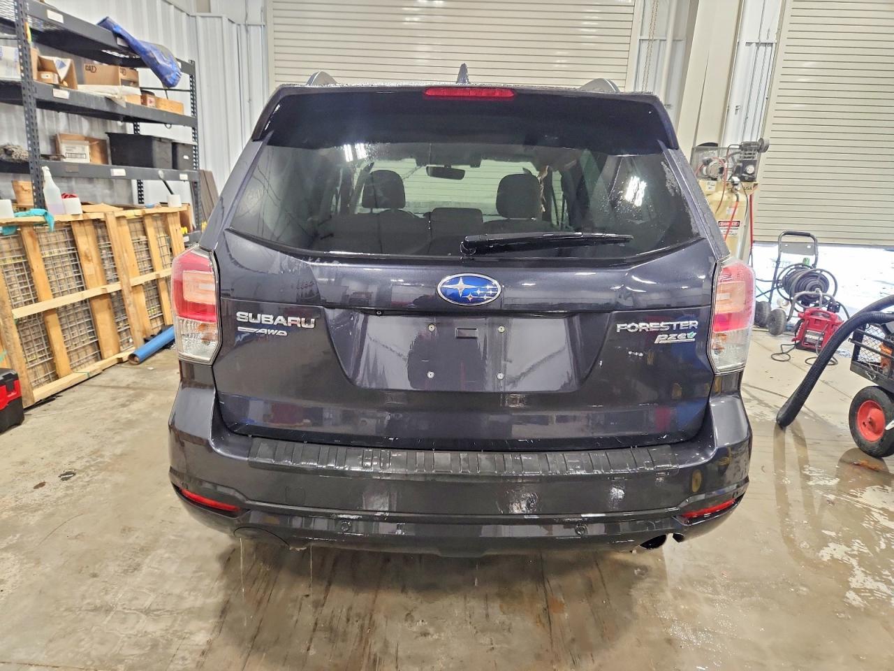 2017 SUBARU FORESTER