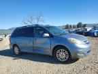 2009 TOYOTA SIENNA